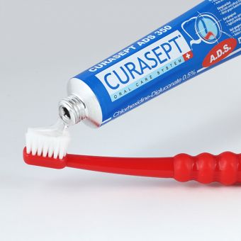 Četkica za zube CURAPROX CS Surgical mega soft